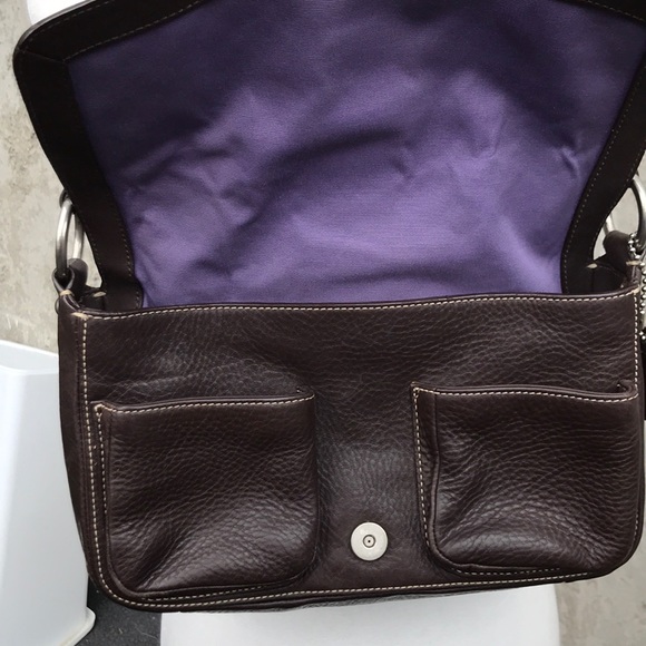 Coach Chelsea shoulder bag circa 2007. - Picture 15 of 15